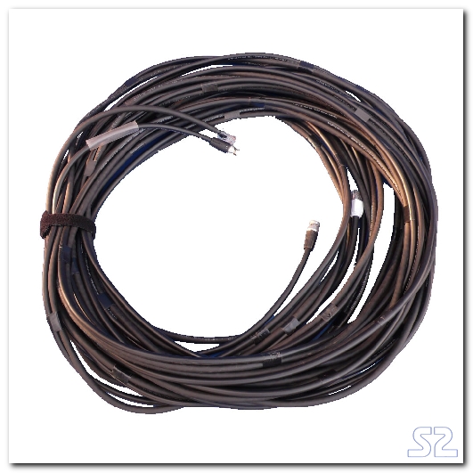 Je bekijkt nu Combi kabel  SDI G3 (BNC) – CAT5e 20 Meter